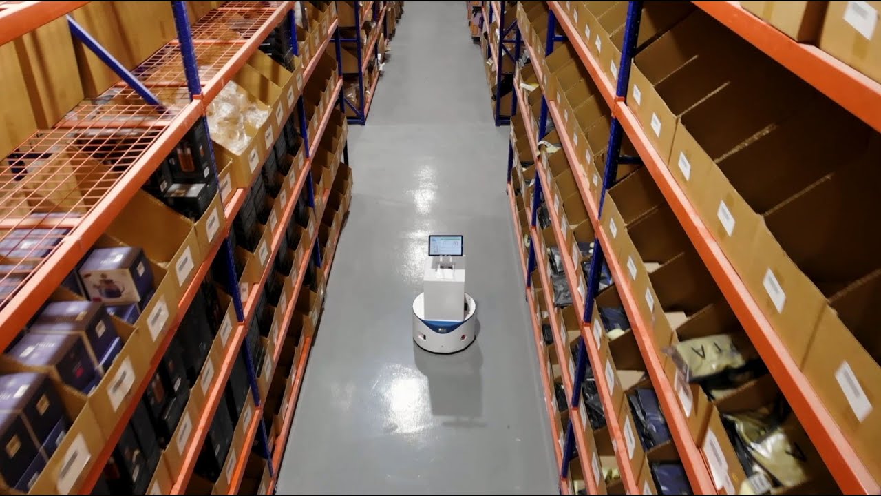 Riotu Lab RoboFleet System by the RIOTU Lab | نظام روبوفليت (Arabic) - YouTube