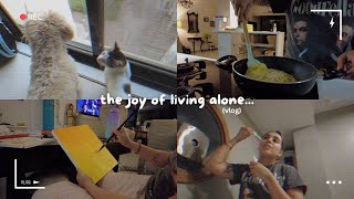 romanticising living alone... | vlog