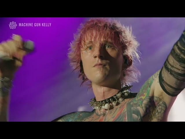 Machine Gun Kelly Lollapalooza 2022 Chicago Floor 13 class=