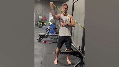 Banded Uppercut (Upward Rotation / External Rotation)