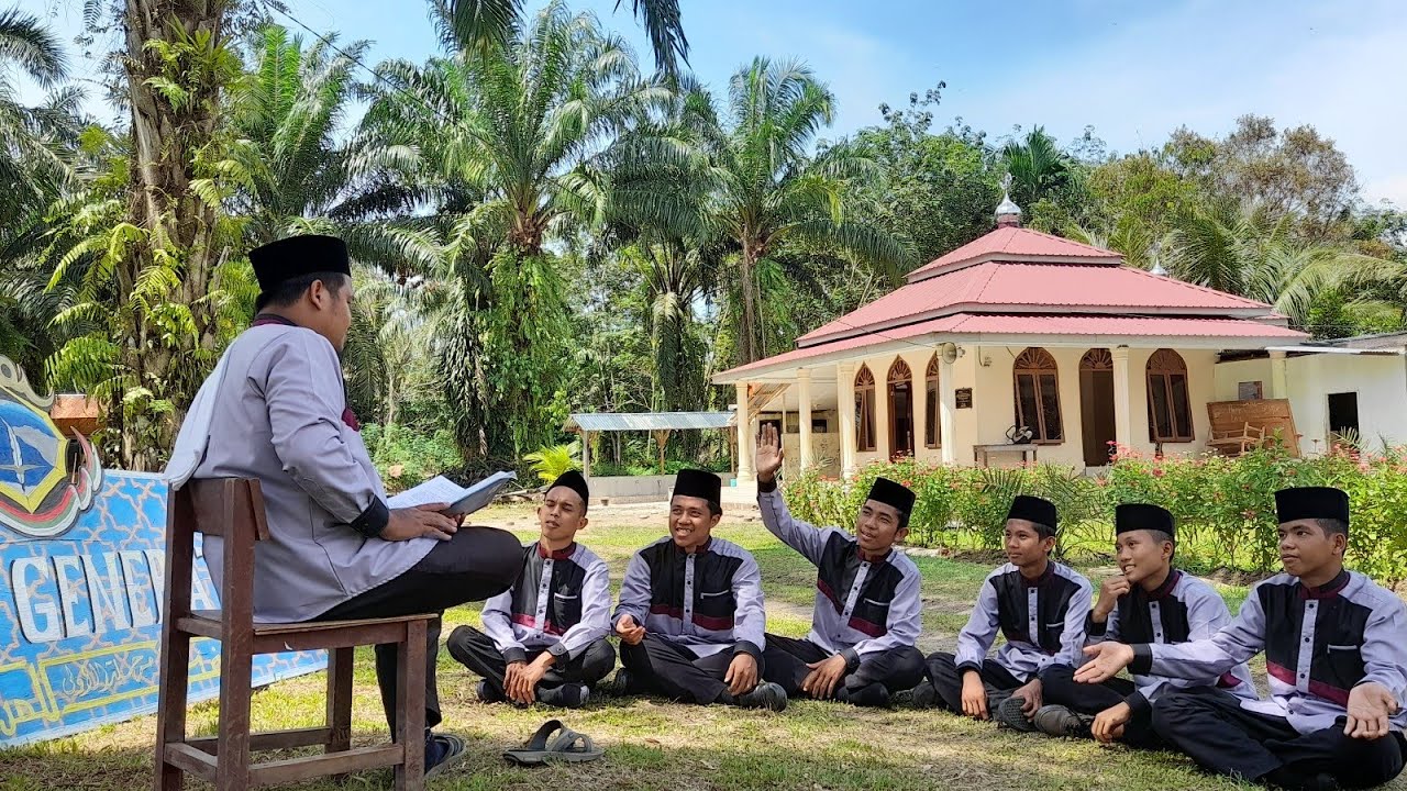 PONDOK MODERN DARUL KHOIROT TANJUNG HATARAN