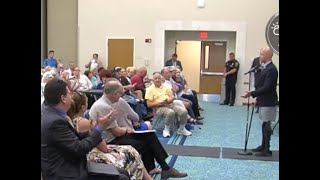 Congressman brian mast is spending the day meeting with constituents
from palm beach county to treasure coast. emotion playing out at his
stop in jupiter.