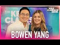 Bowen Yang Reacts To Kelly Clarkson 30 Rock Elevator Fail