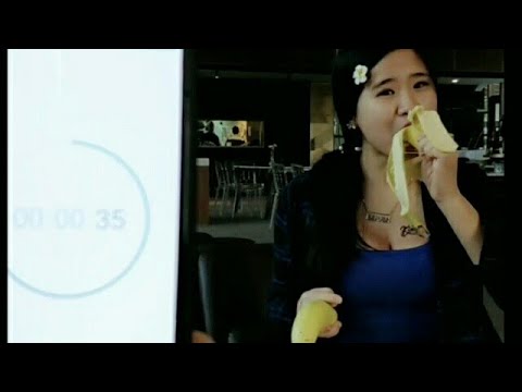 MAKAN PISANG ALA VANIA GEMASH