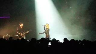 Metric - Gimme Sympathy