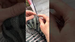 i-cord Bind Off (two colors)