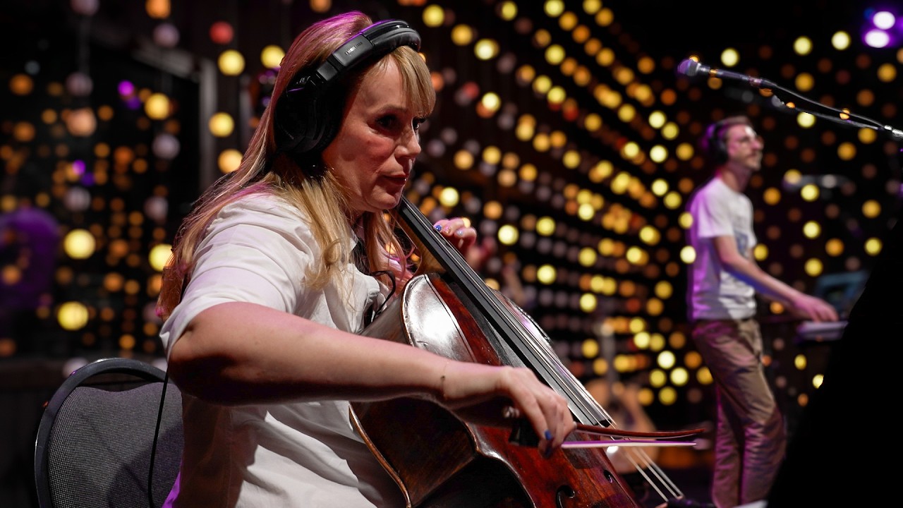 Isobel Campbell - Come Undone (Live on KEXP)