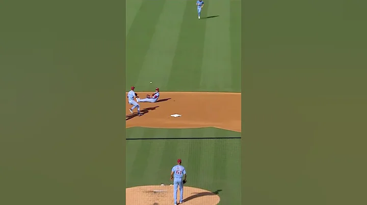 GREAT Play by Bryson Stott!