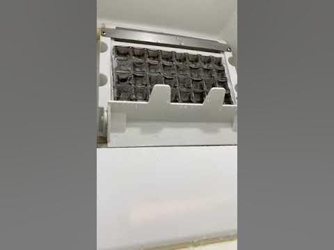 Maxx Ice MIM50-O Making Ice Video - YouTube