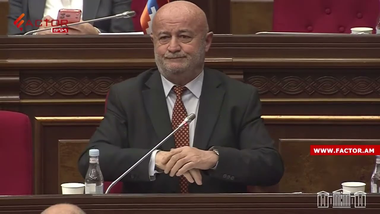 Եթե ինձ հետ էդ ձևով եք վերաբերվում, շարքային քաղաքացուն ի՞նչ կանեք,կուտե՛ք․Աղազարյանը՝ ՀԿԿ նախագահին