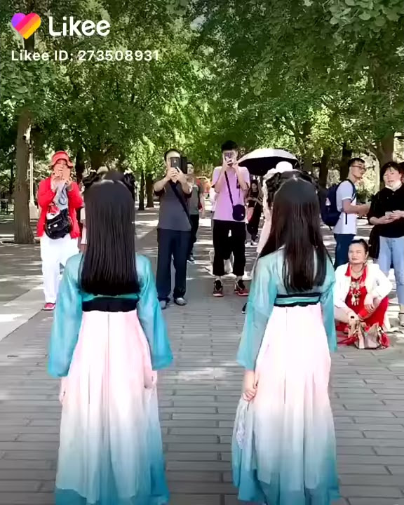 Tari china luar biasa dan mantap