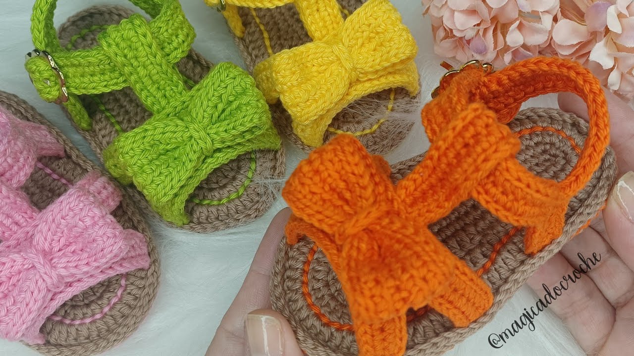 Sandalinha em crochê para bebê (10,5cm - solinha com 74 pontos)