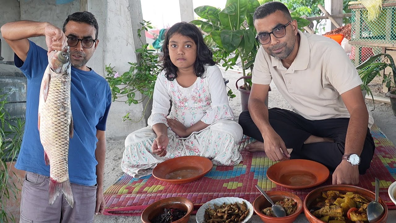 Grass Carp Fish with Winter Vegetables Cooking and Taste | শীতের সবজী দিয়ে বিলের বড় মাছের ঝোল