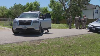 Neighbors react after FBI raids sweep Houston neighborhood