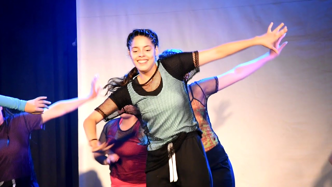 Coreografía fusión jazz. Grupo avanzado. Escuela ministerial restauración