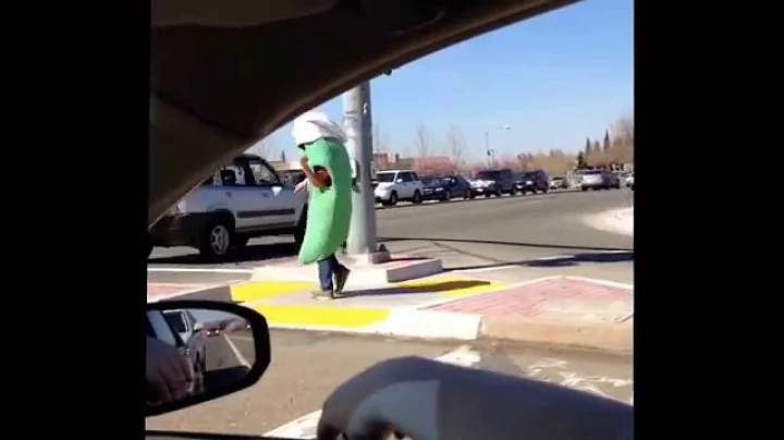 Do Da Pickle Dance!