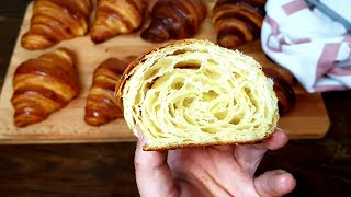 طريقه عمل الكرواسون على اصوله Croissants