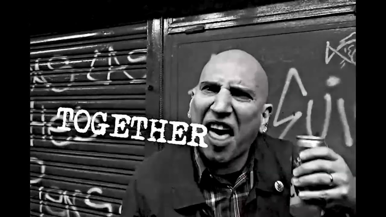 Los Problemas   Together Drinking on the Streets   Clip Official