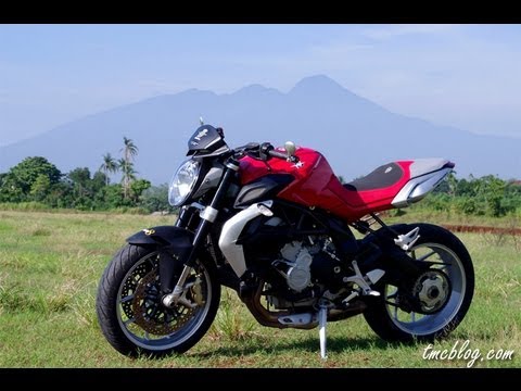 MV agusta Brutale 675 - YouTube