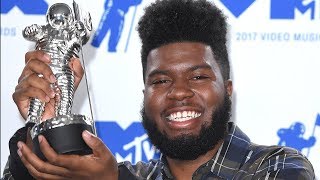 khalid wins best new artist at 2017 mtv vmas