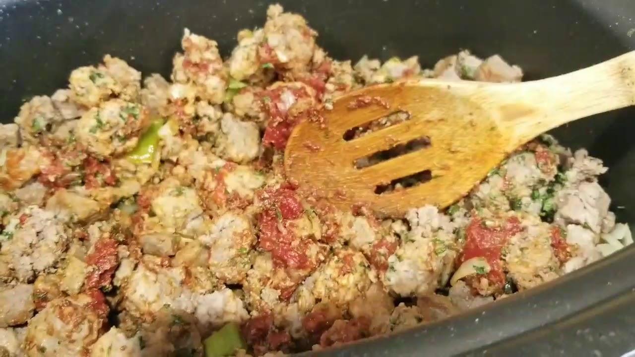 Slow cooker Beef and Sausage Chili YouTube