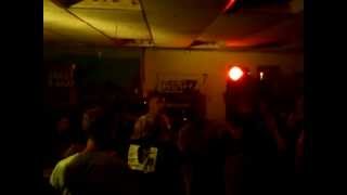 Vignette de la vidéo "HERDER - FEET EAGER TO RUN TO EVIL [live @SUB071, Leiden 22-06-2012]"