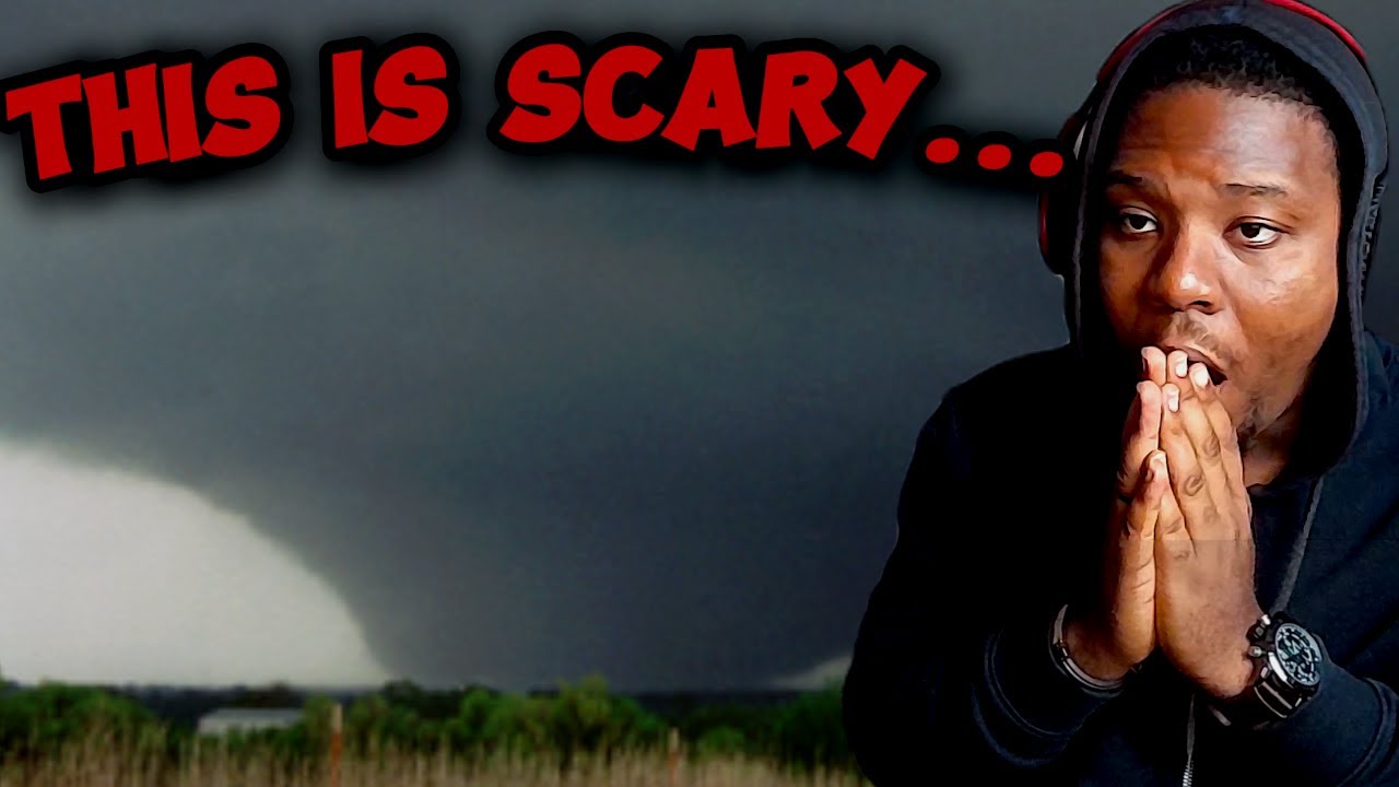 Африканский парень отреагировал на 10 самых печально известных торнадо F5 или EF5
