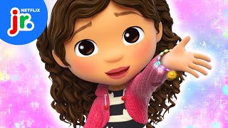 Gabby's Charm Bracelet Treasure Hunt! 😻 Gabby's Dollhouse | Netflix Jr