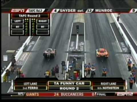 Marty Nothstien Parachute Problem VS. Mickey Ferro Z-Max Dragstrip 2009.