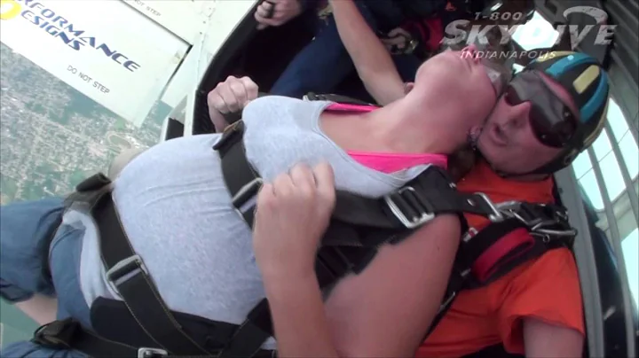 Elizabeth I. Sikes's Tandem skydive!