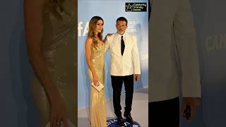Download Lagu Antonio Banderas with his Girlfriend Nicole Kimpel at an Event 😍♥️ #antoniobanderas MP3