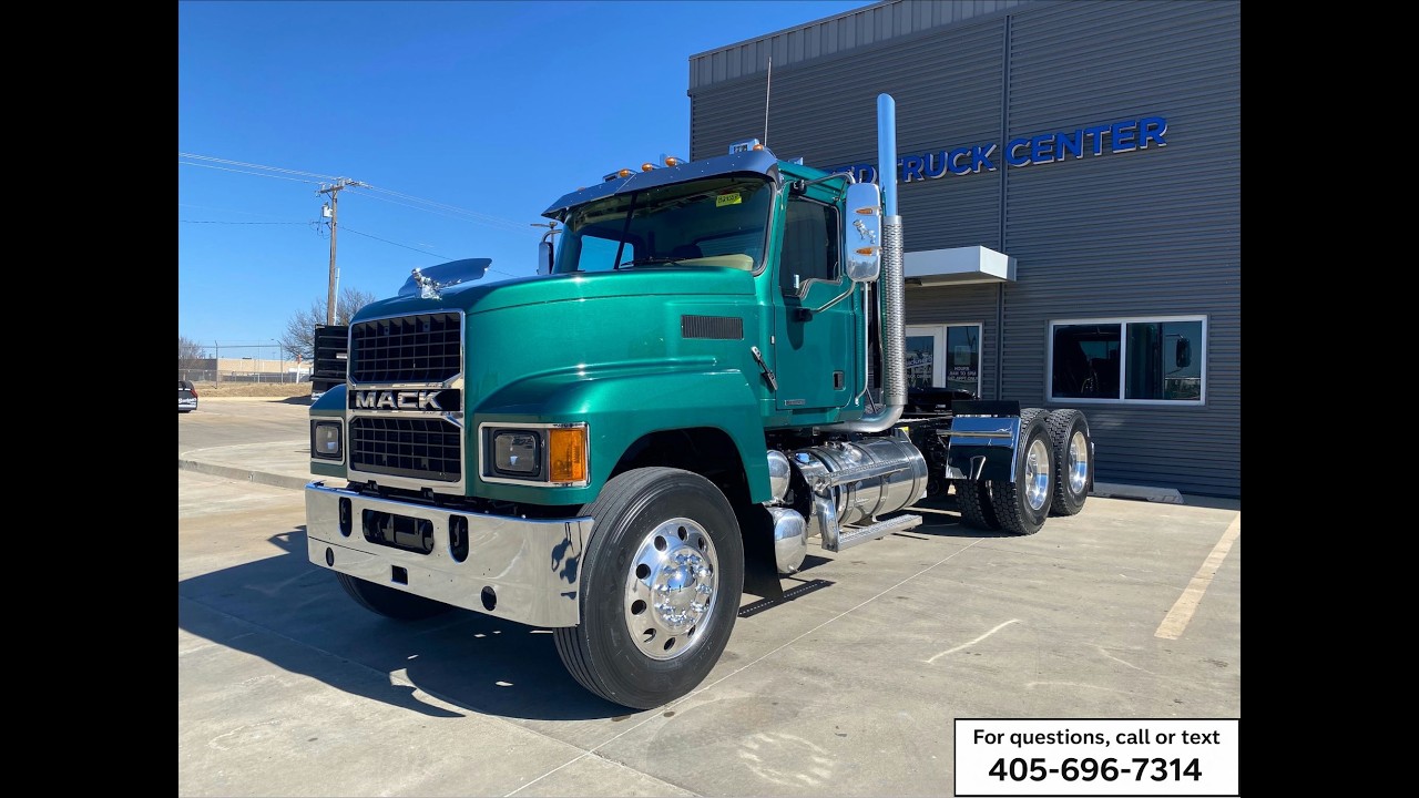FOR SALE: 2021 Mack Pinnacle Stock #: B2955P #mack #mackpinnacle #daycab #lowmiles