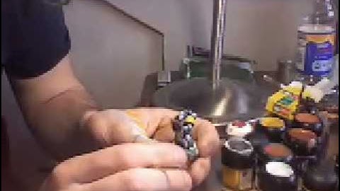 TUTORIAL - How to paint a space marine space wolves Part 2