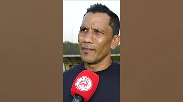 Kocha Fadlu Davids 