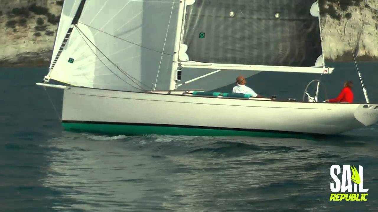 Essence 33 Test Sail republic - YouTube