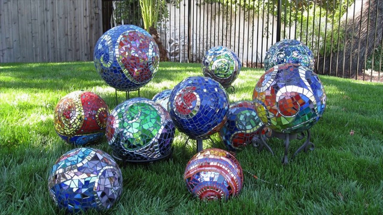 Creative DIY Garden Balls - YouTube