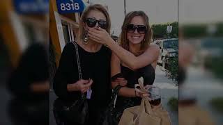 Hilary Duff Handgag A Friend