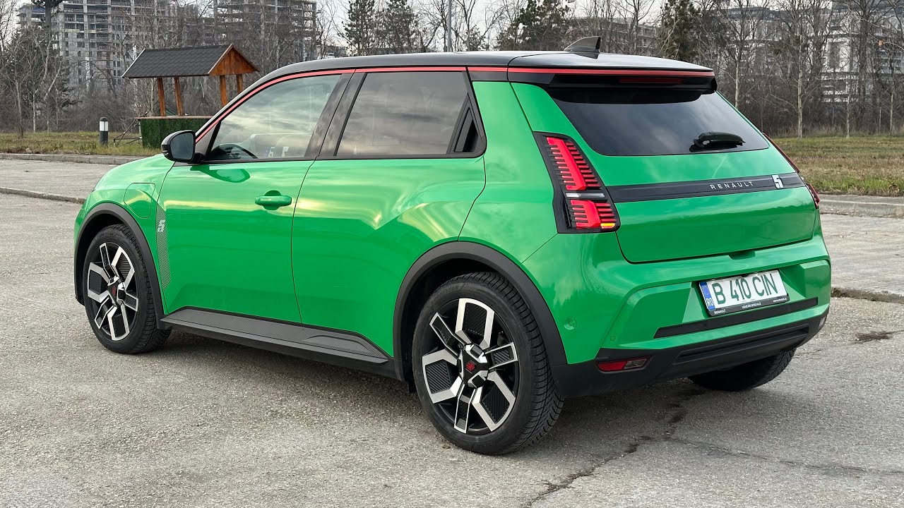 Renault 5 Techno l from 28.950 EUR