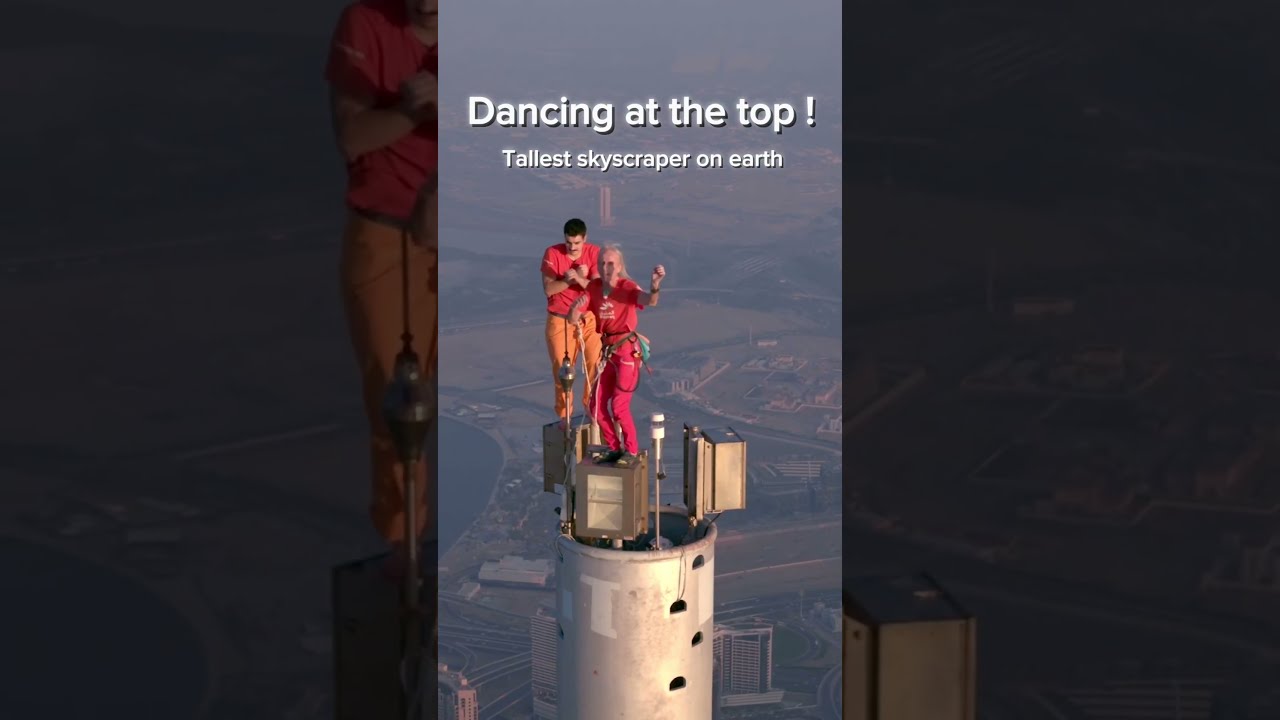 At The Top Of Tallest Skyscraper On Earth 