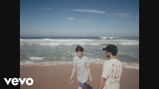 Declan McKenna - Barefoot in Brazil