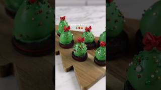 Strawberry Christmas Trees 🎄 #christmas #baking