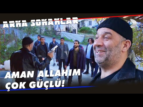 Mesut, Sokak Çetesine Şov Yapıyor! - Arka Sokaklar 569. Bölüm