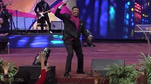 Bishop Kenneth Ulmer Powerful Message At West Ange...