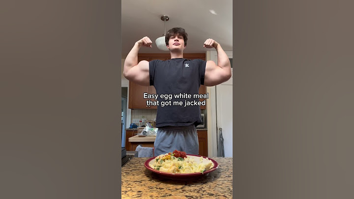Easy egg white meal #fitnessshorts #bulk #bodybuilding #gymlife #gym #bodybuildinggym #workout