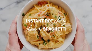 Instant Pot Cheesy Chicken Spaghetti (delicious, easy, no-fuss and kid-friendly one-pot dinner) image