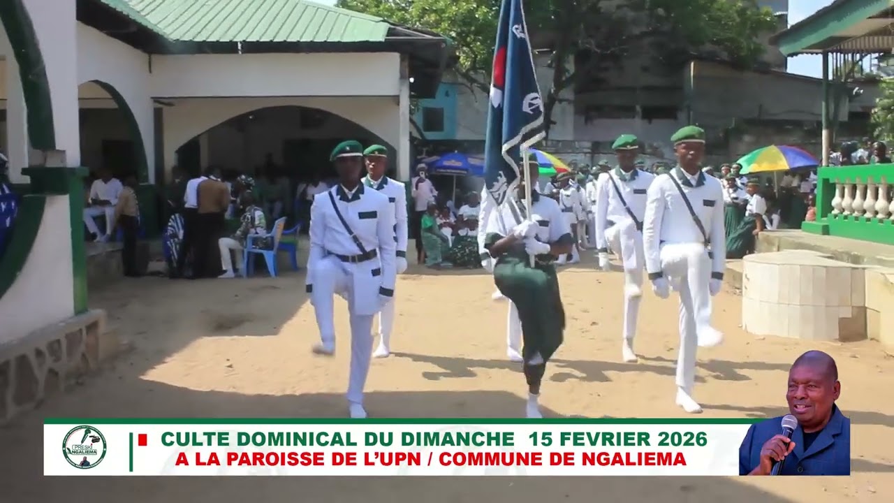 PASSAGE DU DRAPEAU ET DEFILE