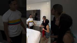 Fransheska tiene una pagina azul 😂