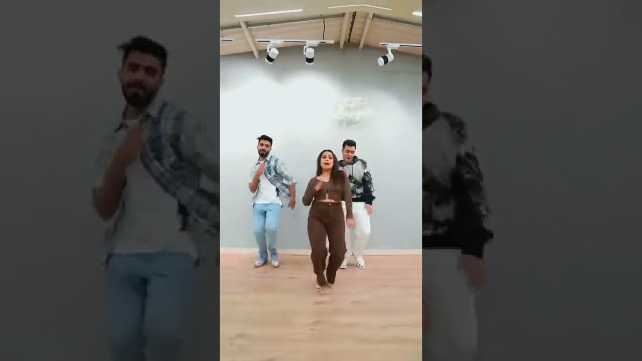 Mr.Mnv With Neha & Tony Kakkar