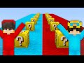 Playing a LUCKY BLOCK RACE in Minecraft!