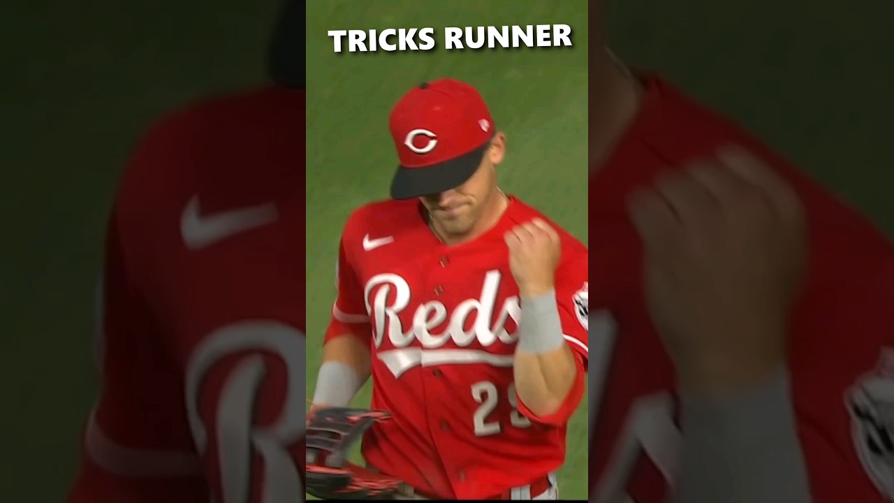 Outfielder pulls off CLEVER fake-out